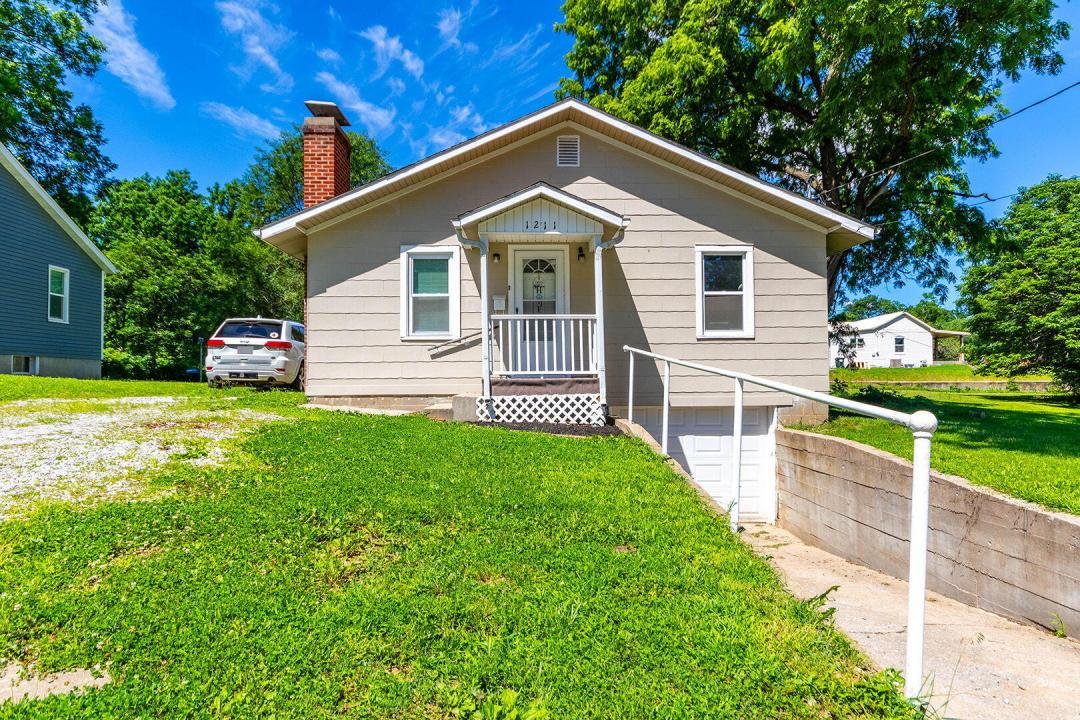 1211 4TH ST, BOONVILLE, Missouri 65233, Stati Uniti