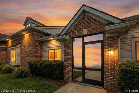 7457 M E Cad Blvd #100, Clarkston, Michigan 48348, USA
