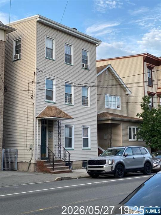 217 Walnut Street , 2, Newark, New Jersey 07105, États-Unis
