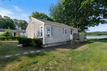 86 Highland Shores Dr, Wareham, Massachusetts 02571, USA