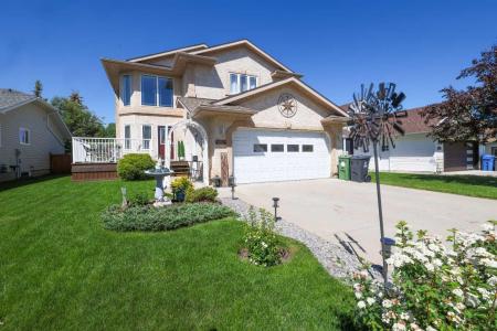 6506 59 STREET, Rocky Mountain House, Alberta T4T 1N7, Canada