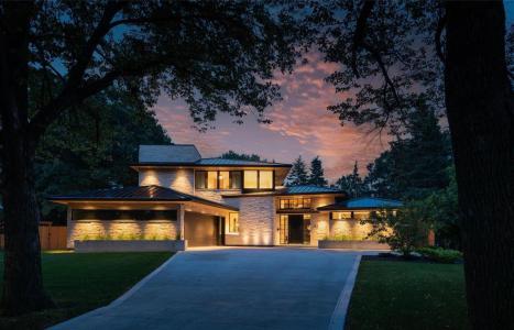 42 DEVONPORT BOULEVARD, Winnipeg, Manitoba R3P 0A9, Canada