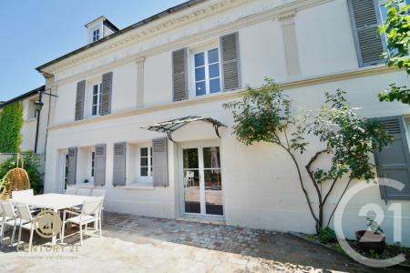 Quincy Voisins, Île-de-France 77860, France