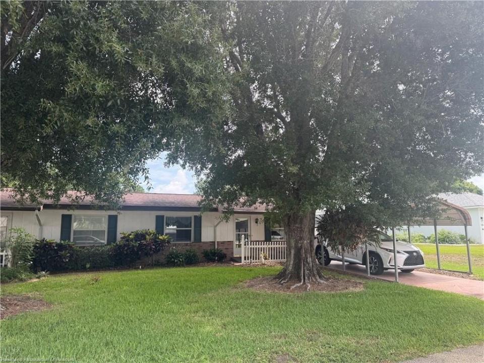 127 Ida Avenue, Lake Placid, Florida 33852, Stati Uniti