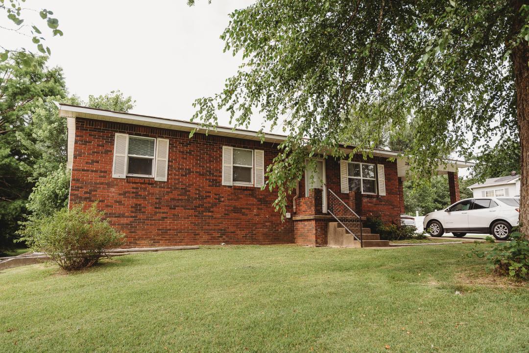 2815 W Lakeview , Poplar Bluff, Missouri 63901, Stati Uniti