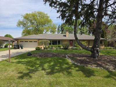 29 E Stonegate Drive, Prospect Heights, Illinois 60070, USA
