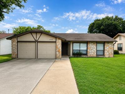 4948 Champlain, San Antonio, Texas 78217, USA