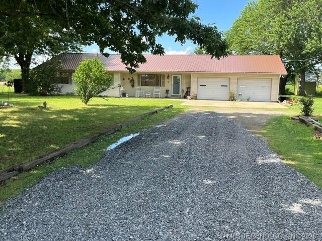 2922 S Brewer, Kiowa, Oklahoma 74553-5052, USA