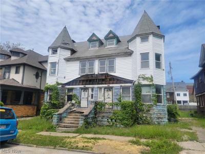 1737 Lakefront Avenue, East Cleveland, Ohio 44112, USA