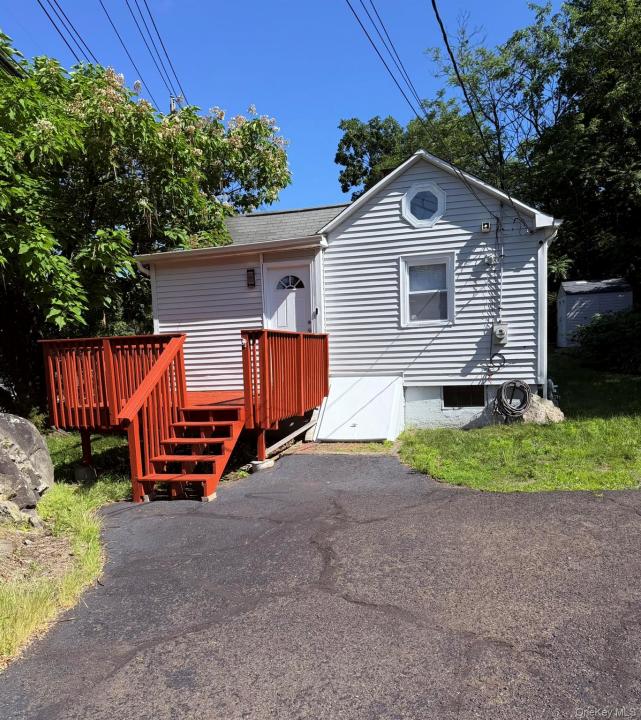 18 Orange Avenue, Suffern, New York 10901, Stati Uniti