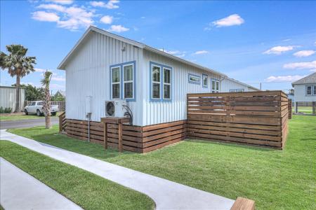 340 N Alister St Unit 9, Port Aransas, Texas 78373, États-Unis