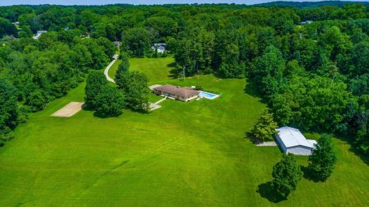 255 Briarwood Drive, Newark, Ohio 43055, USA