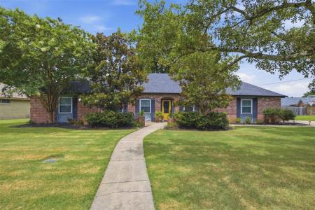 728 Jefferson Drive, Lake Charles, Louisiana 70605, USA