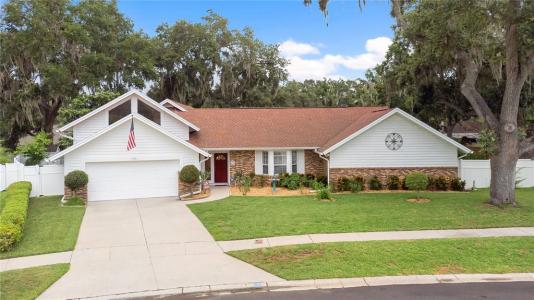 1516 Teakwood Drive, Plant City, Florida 33563, USA