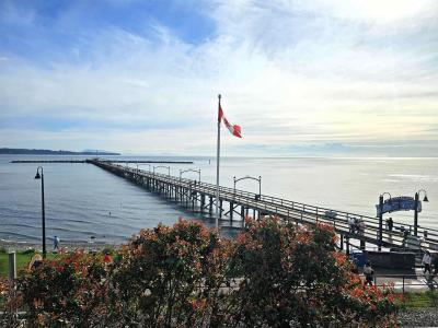 14729 GORDON AVENUE, White Rock, British Columbia V4B 2A6, Canada