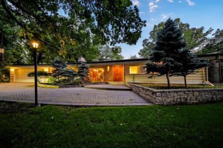 610 SOUTH DRIVE, Winnipeg, Manitoba R3T 0B1, Canada