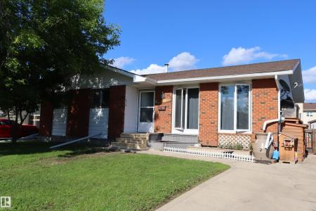 147 GARWOOD CRESCENT, Wetaskiwin, Alberta T9A 2X4, Canada