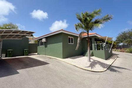 Semikok Resort House With Spacious Garden, Willemstad East, 库腊索岛