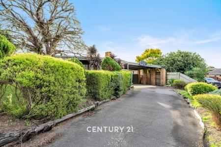 70 Marylyn Place, Cranbourne, VIC 3977, Australia