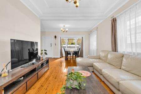 7 Planthurst Road, Carlton, NSW 2218, Australia