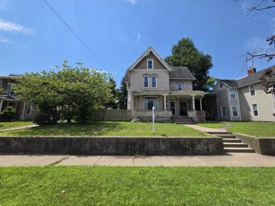 302 E Court St, Paris, Illinois 61944, USA