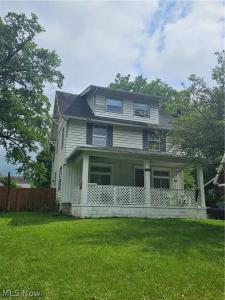 1613 Canfield Road, Youngstown, Ohio 44511, USA