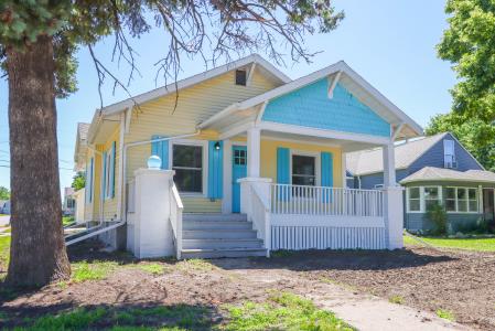 802 S Iowa Ave., Washington, Iowa 52353, USA