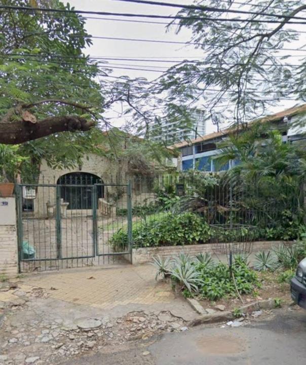 Washington y Juan de Salazar , Las Mercedes, Asunción 00001, Paraguay