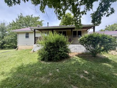 17179 Swisher Hill Road, Dewitt, Illinois 61735, USA