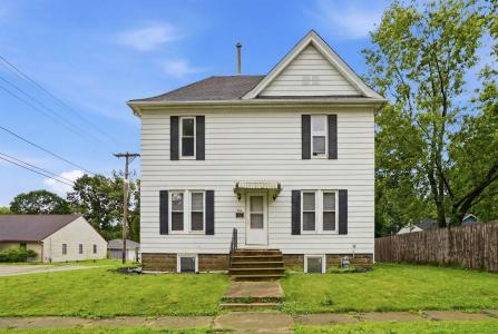 716 W 2nd Street, Cedar Falls, Iowa 50613, USA