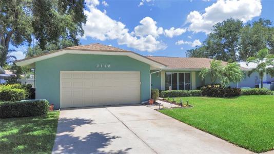 1110 Mclean Street, Dunedin, Florida 34698, USA