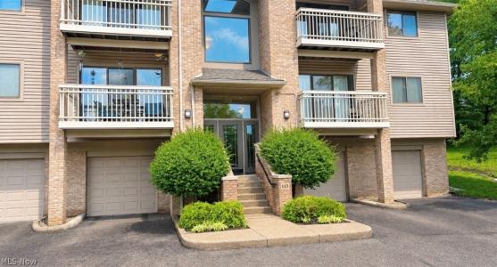 3800 Rosemont Boulevard #117B, Fairlawn, Ohio 44333, USA