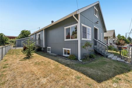 806 4th Street, Auburn, Washington 98002, États-Unis