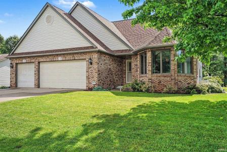 3828 Thornridge Drive, Elkhart, Indiana 46514, USA