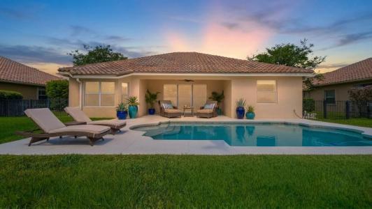7677 Fieldstone Ranch Square, Vero Beach, Florida 32967, USA