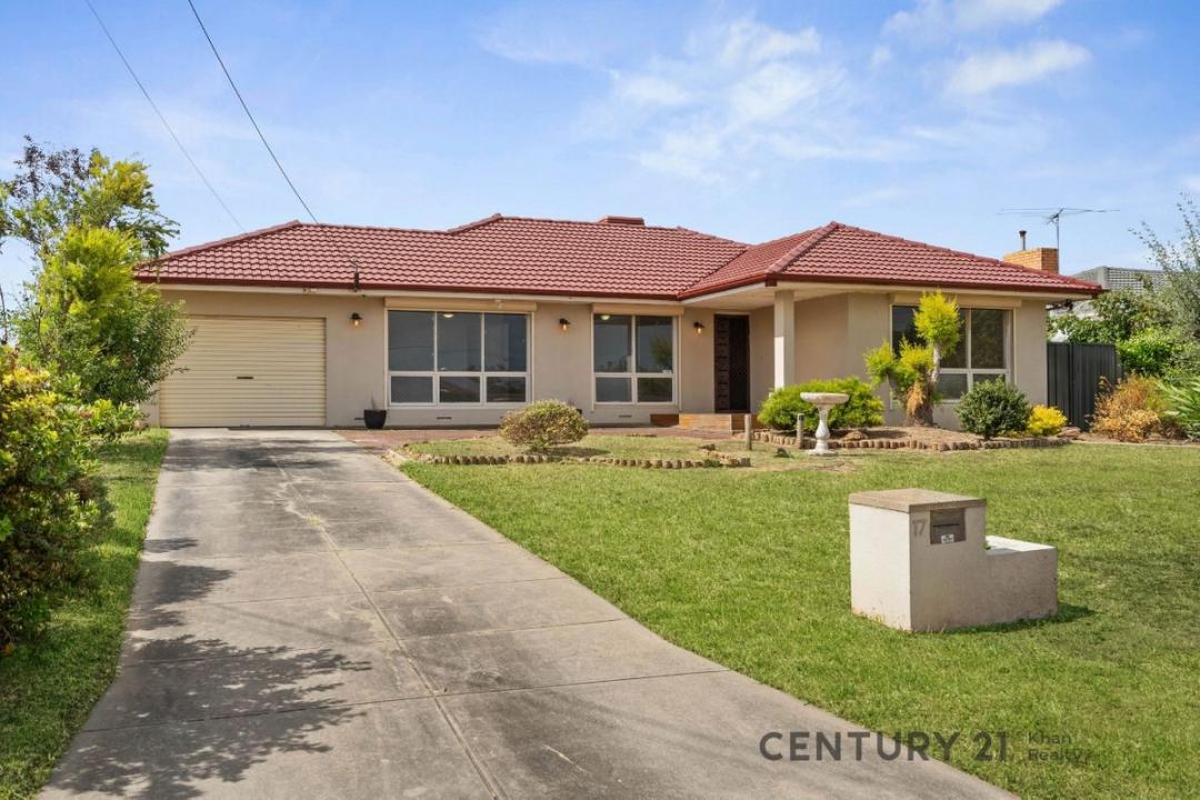 17 Crittenden Road, Morphett Vale, SA 5162, Australia