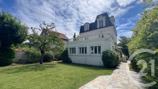 Le Perreux Sur Marne, Île-de-France 94170, France