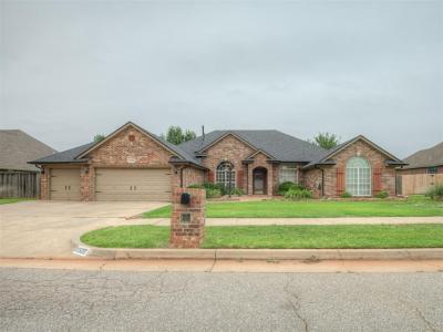 11508 Randwick Drive, Oklahoma City, Oklahoma 73162, USA