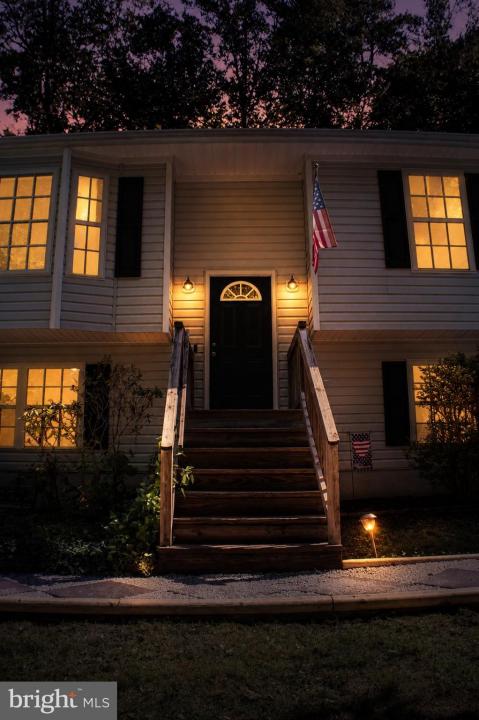 5964 Riverbend Lane, Reva, Virginia 22735, Stati Uniti