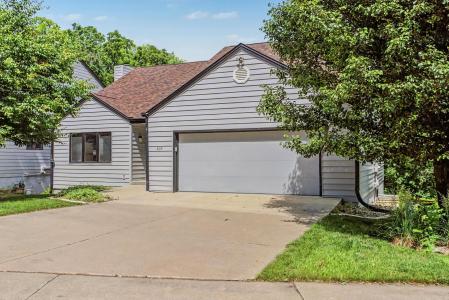 309 Westbrook Lane, Ames, Iowa 50014, HOA KỲ