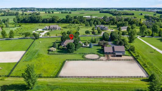 W3493 Equestrian Trail, Freedom, Wisconsin 54913, USA