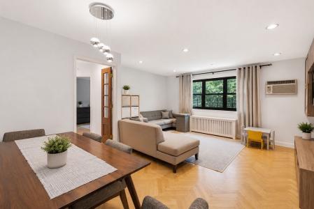 155-17 79th Street 181, Howard Beach, New York 11414, États-Unis