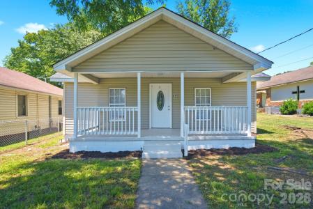 411 Weathers Street, Shelby, Caroline Du Nord 28150, États-Unis