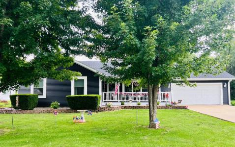 1408 Rosewood Terrace, Macon, Missouri 63552, USA