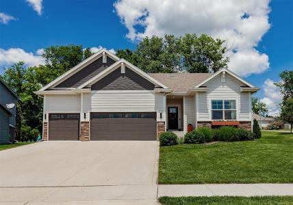 1520 Seagrass Avenue, Polk City, Iowa 50226