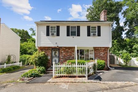 70 Crescent Lane, Malden, Massachusetts 02148, USA
