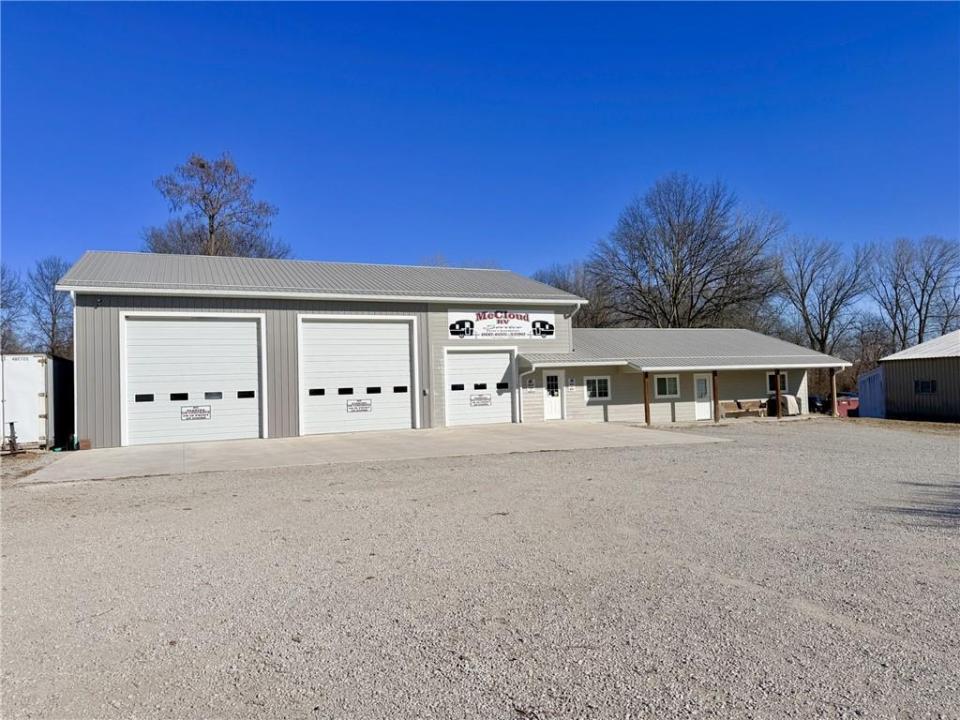 1744 Oklahoma Avenue, Trenton, Missouri 64683, États-Unis