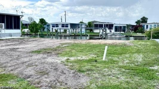 14655 Paul Revere Loop, North Fort Myers, Florida 33917, Stati Uniti