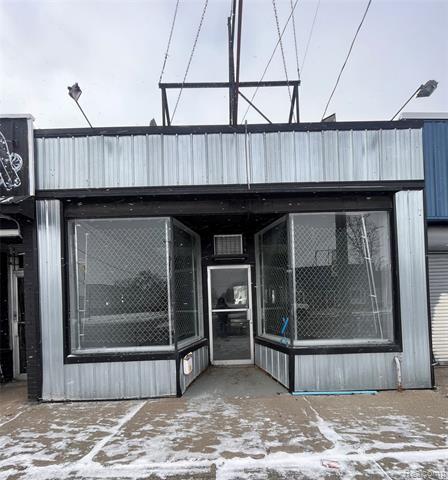 3612 Fenton Road, Flint, Michigan 48507, USA