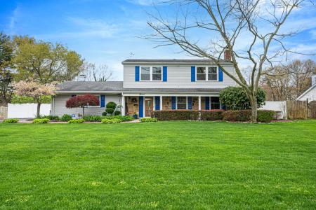 12 Wilmont Turn, Coram, New York 11727, Stati Uniti